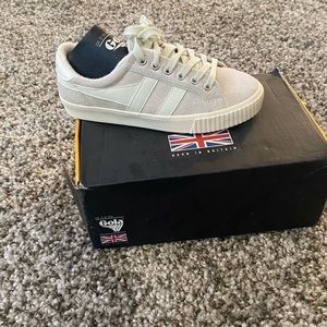 Womens Gola sneakers. Size 5. New in box.
